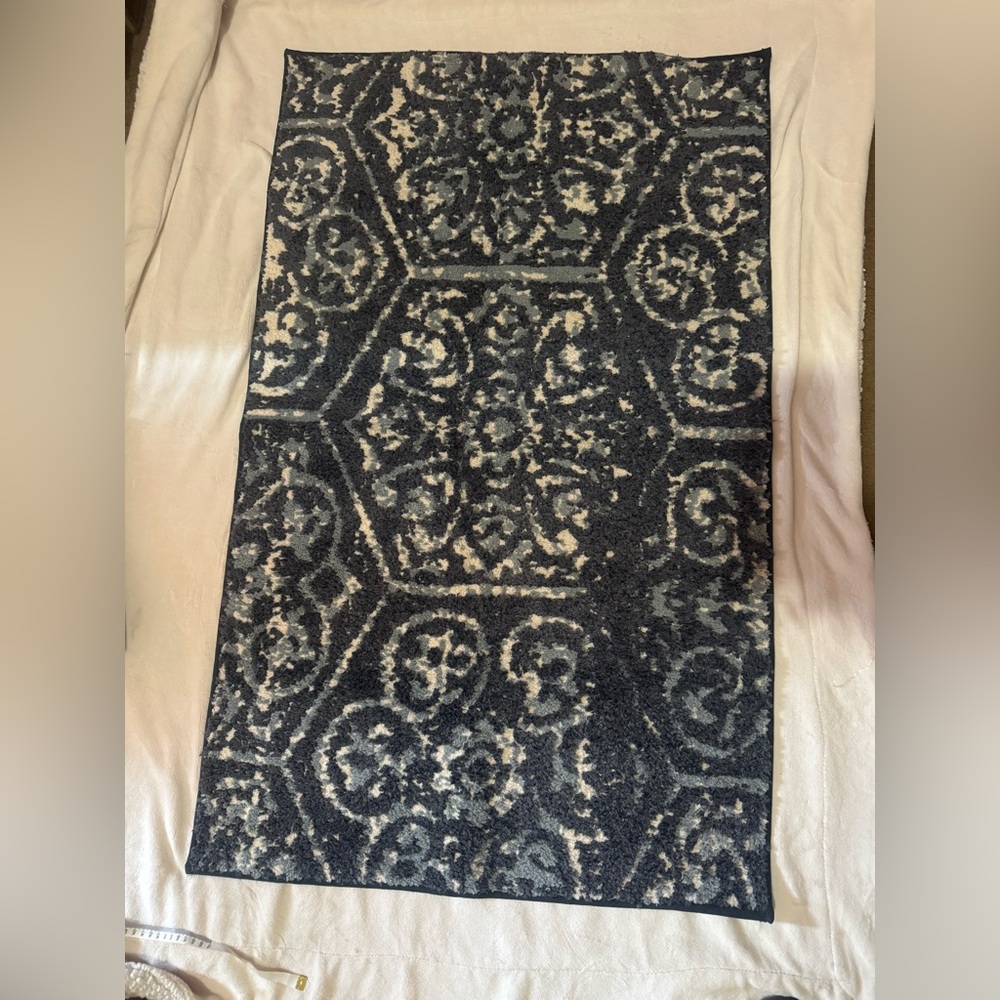 Bath mat rug for bathroom